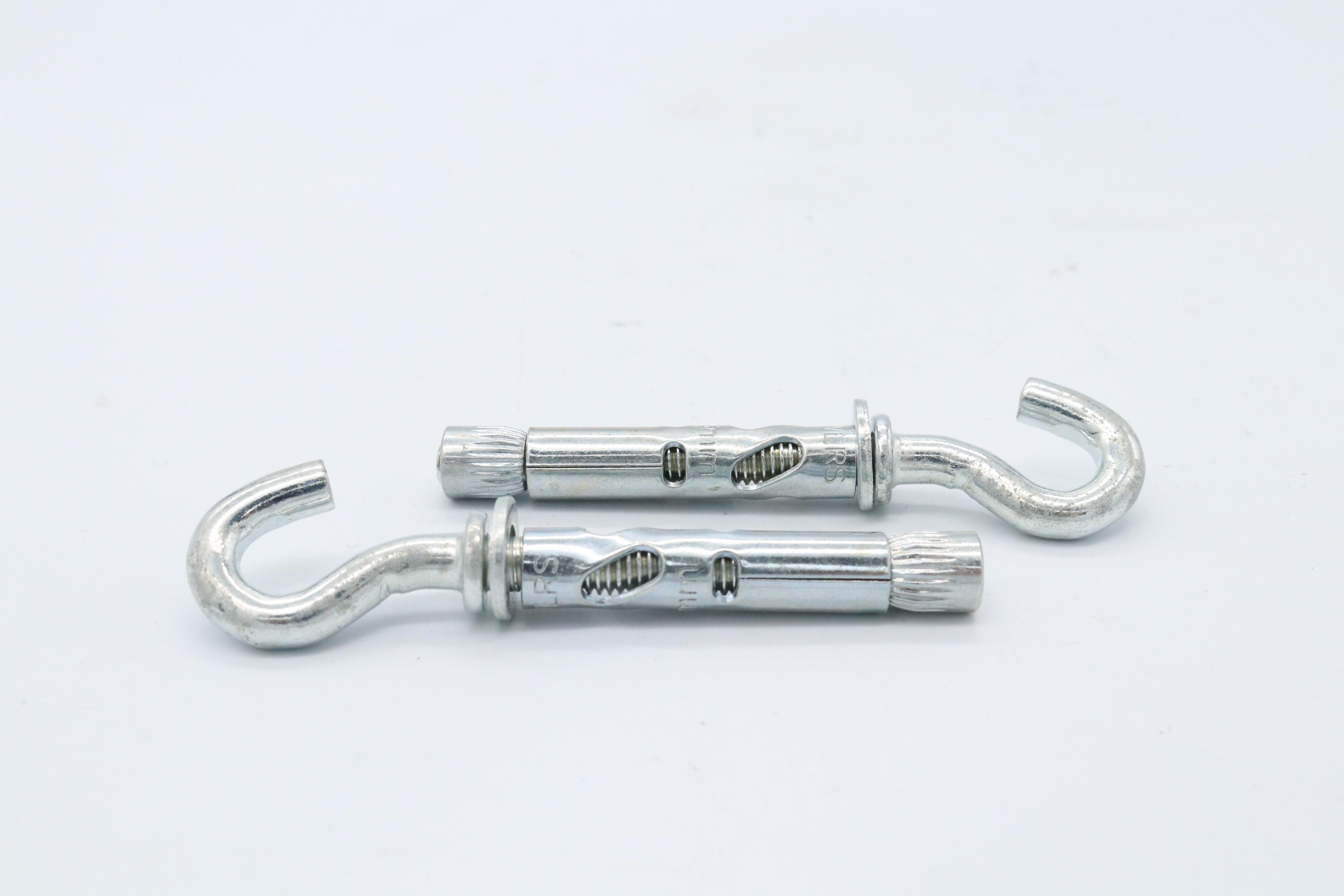 Dewalt HB8045 Hookbolt Sleeve Anchor M8x45 Box100