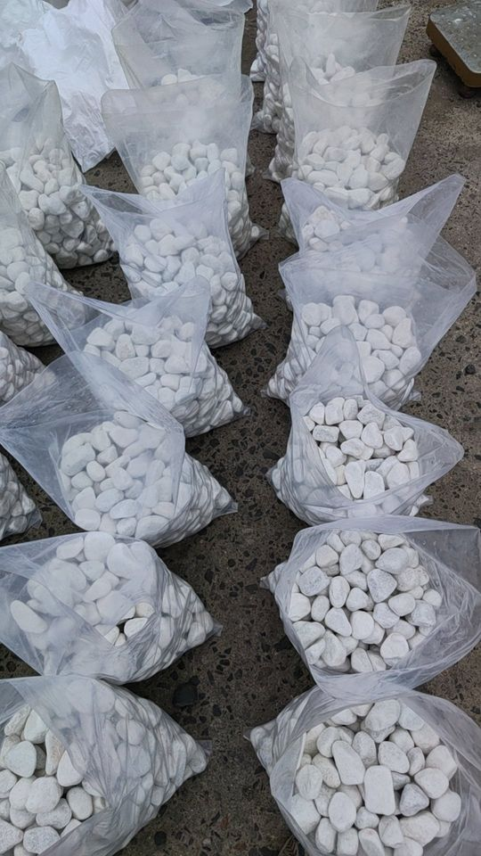 Washed Pebbles Snow White 20kg, Dia 6-9mm or 30-50mm