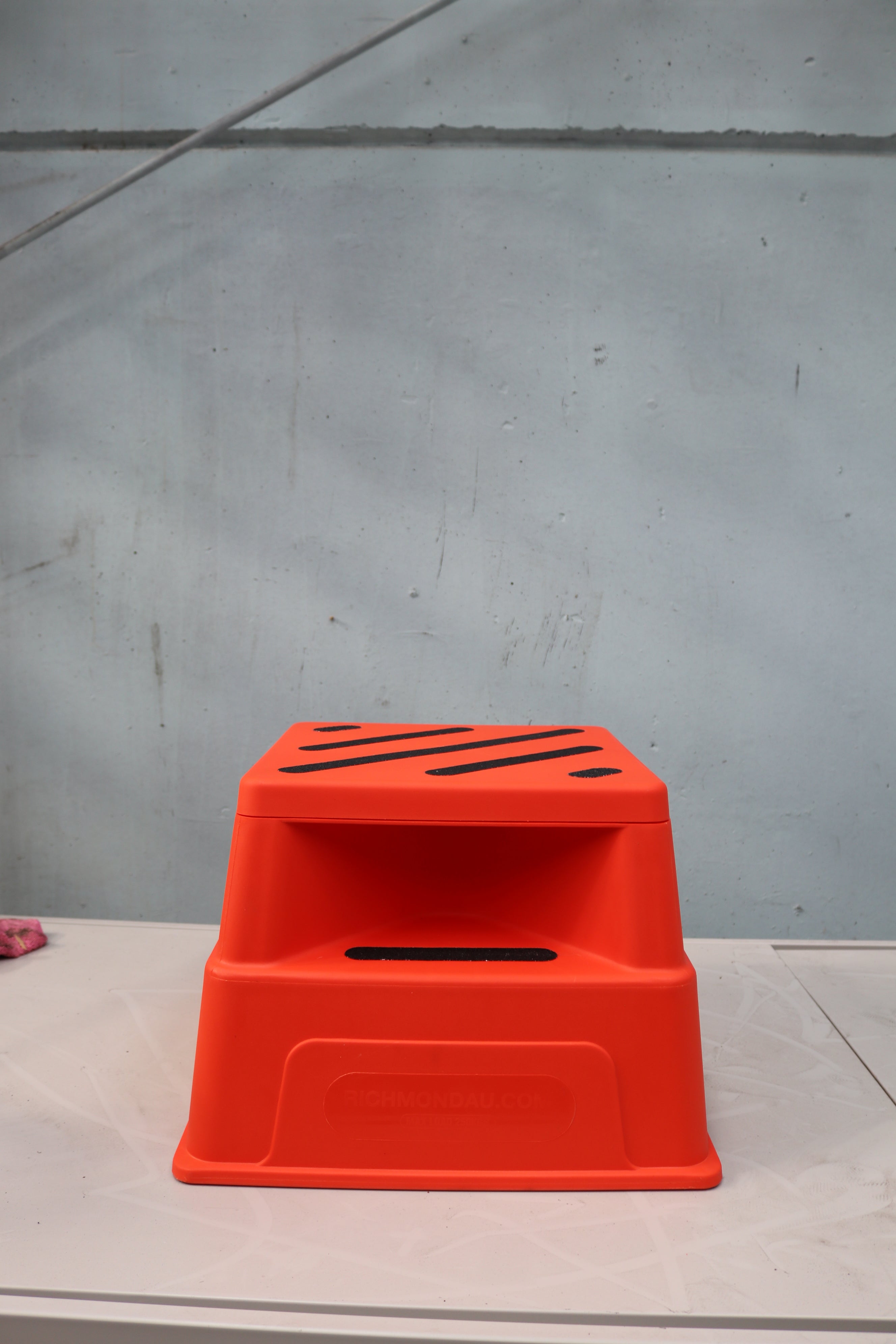 Uniform SQS Anti Skid Base Stepstool 360mm - SSR002