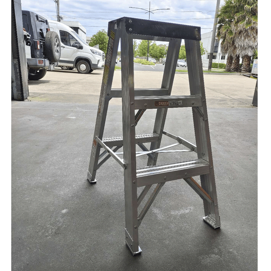 Jinmao Ladder 120Kg Double Sided Aluminium , Multiple Sizes