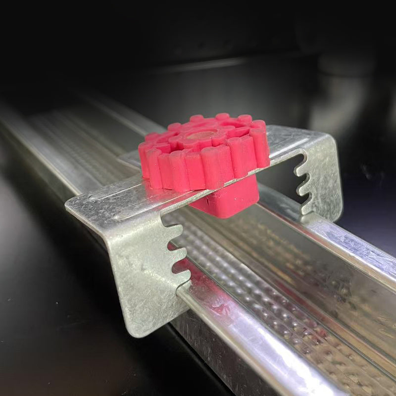 Resilient Mount Clip Adjustable Direct Fix Resilient Black/Red