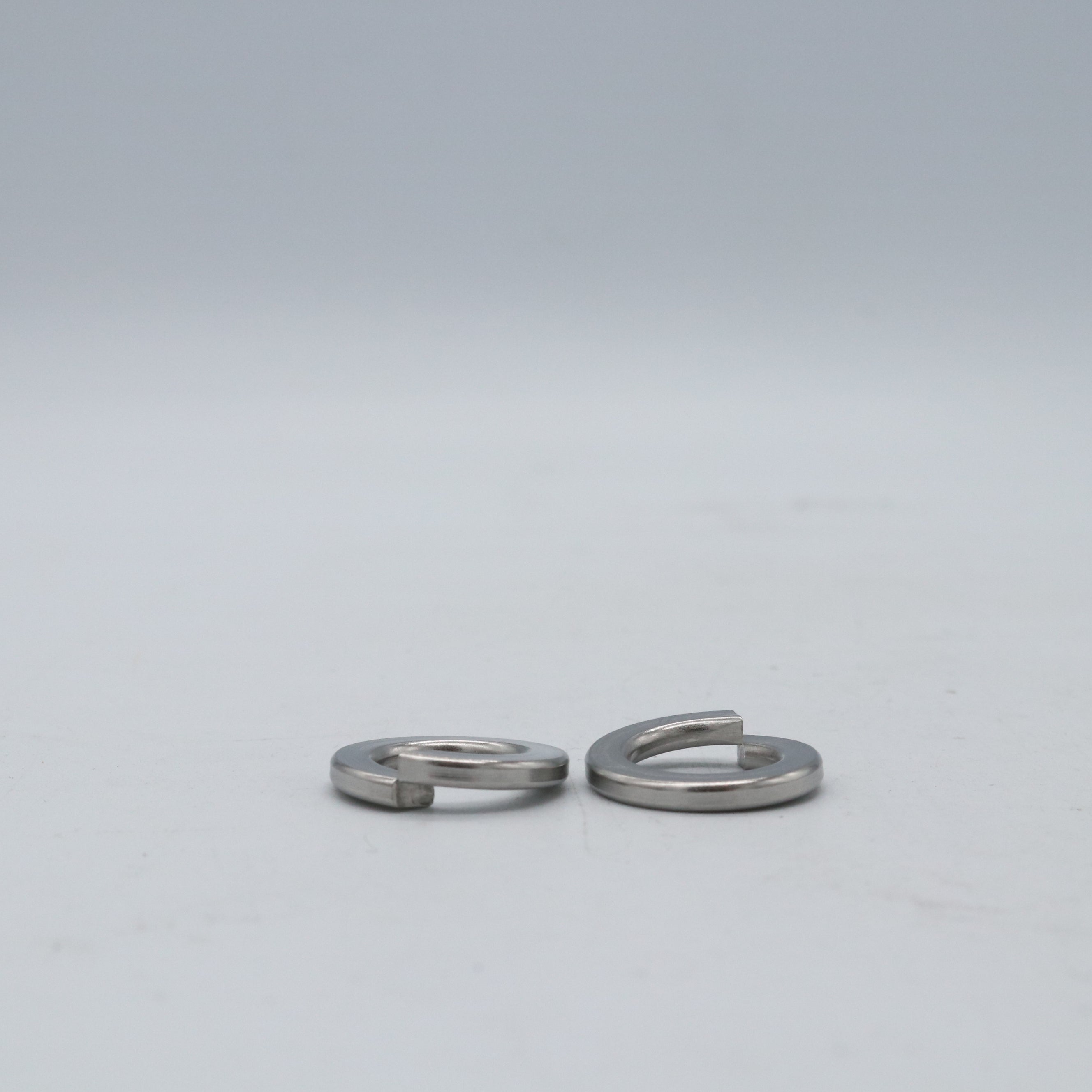 Spring Washer S304 Box100, M6 to M20