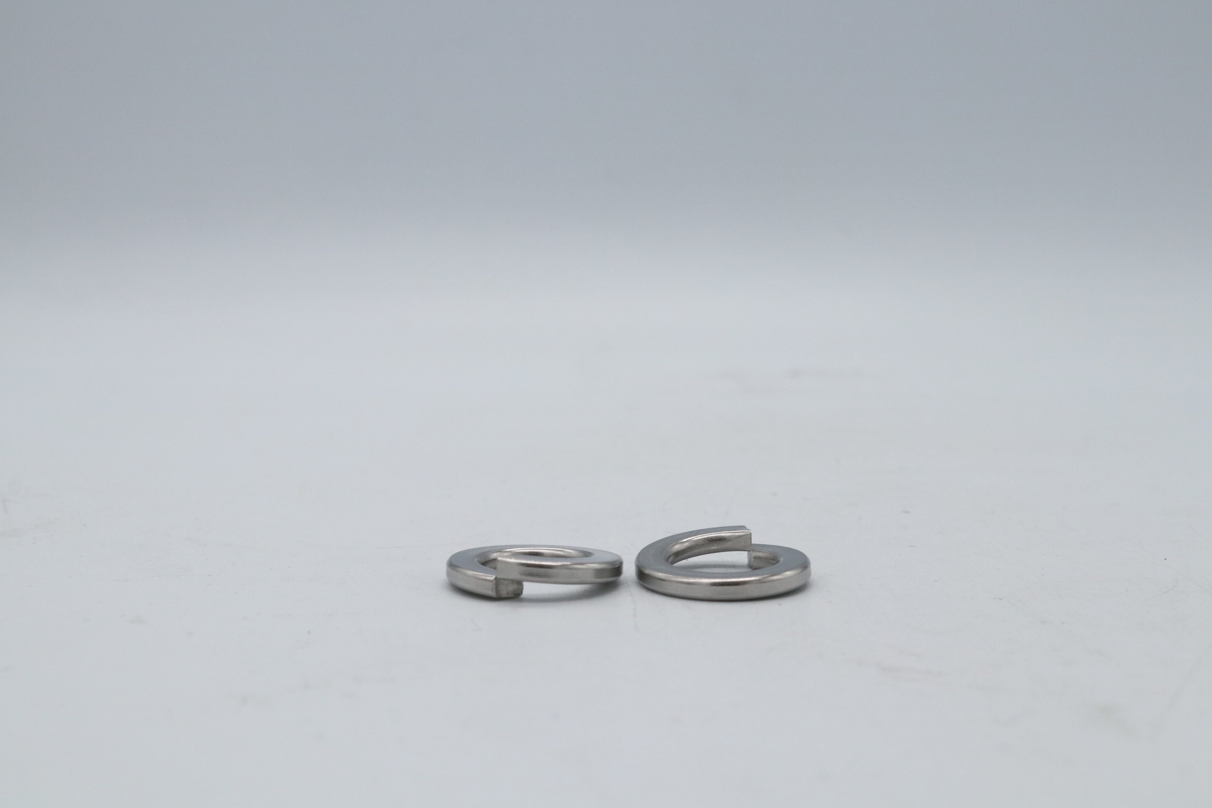 Spring Washer S304 Box100, M6 to M20