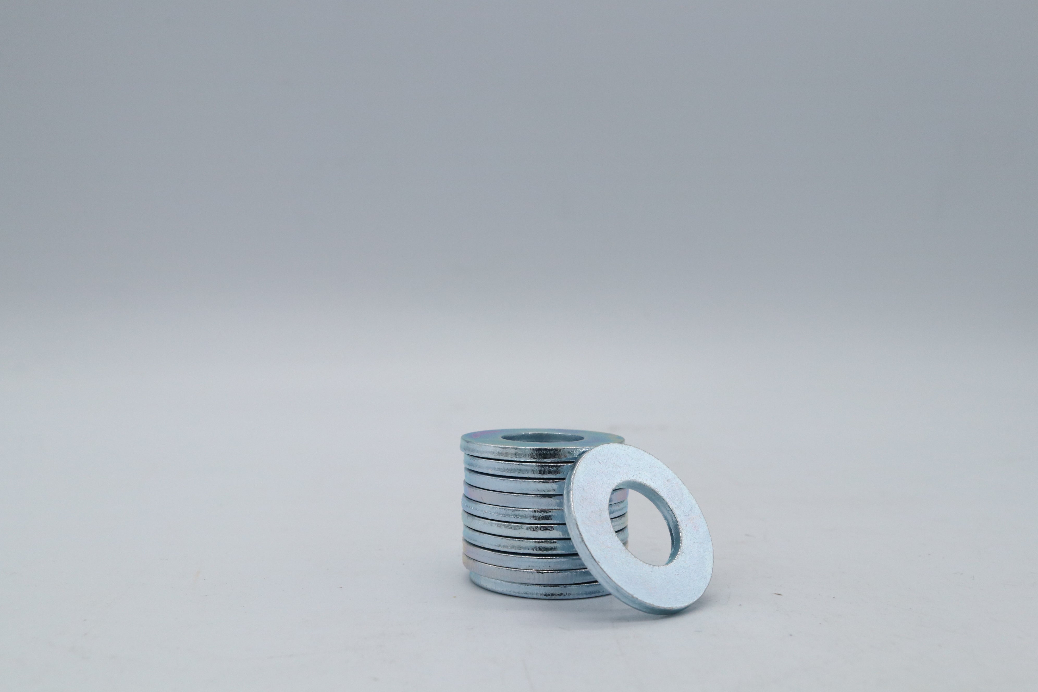 Round Washer Zinc M5 to M24, Multiple Sizes