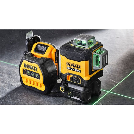 Dewalt Dce089D1G18-Xr Green Cross Line Laser Set