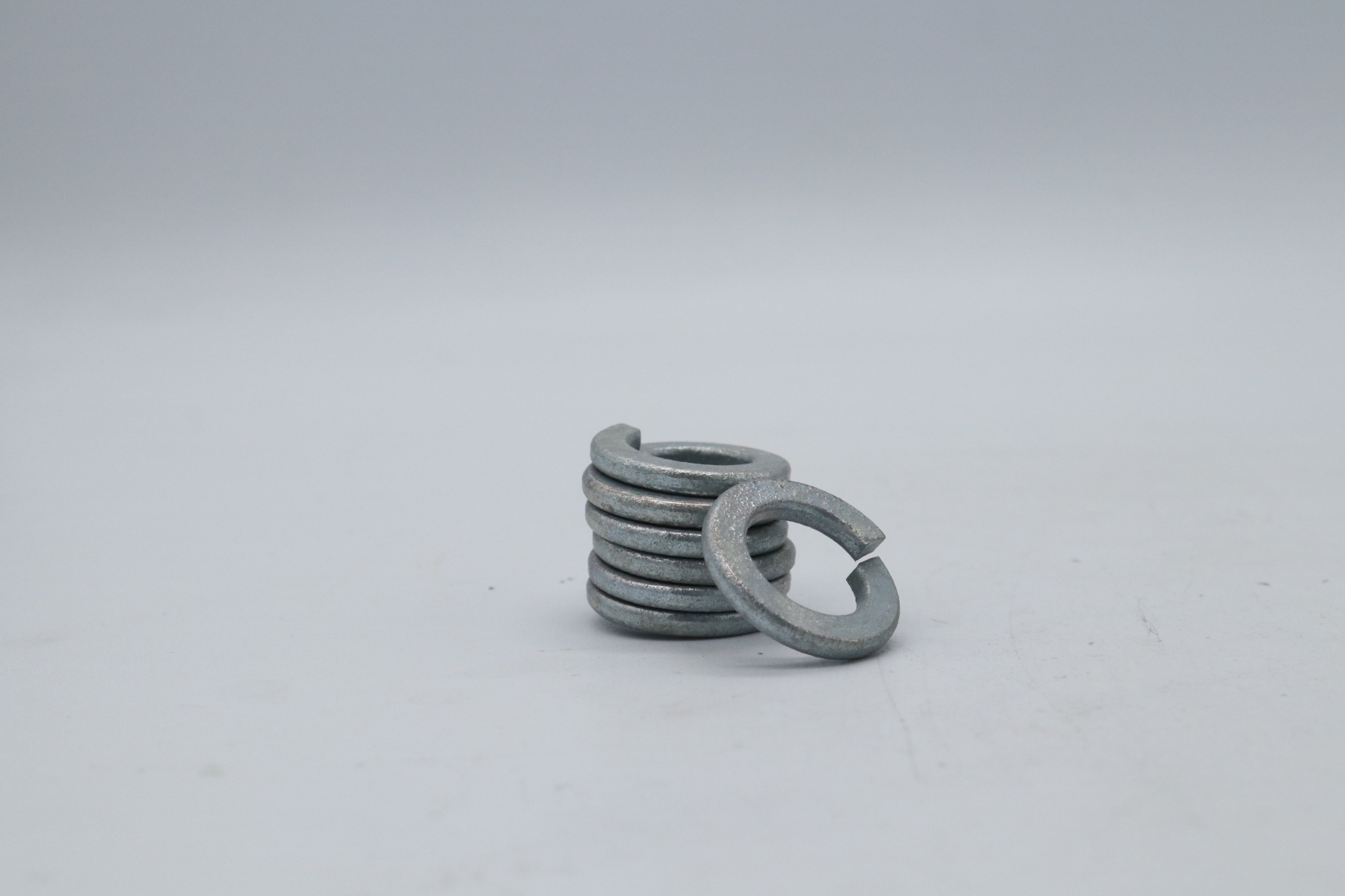 Spring Washer Hdg M6 to M24, Multiple Sizes